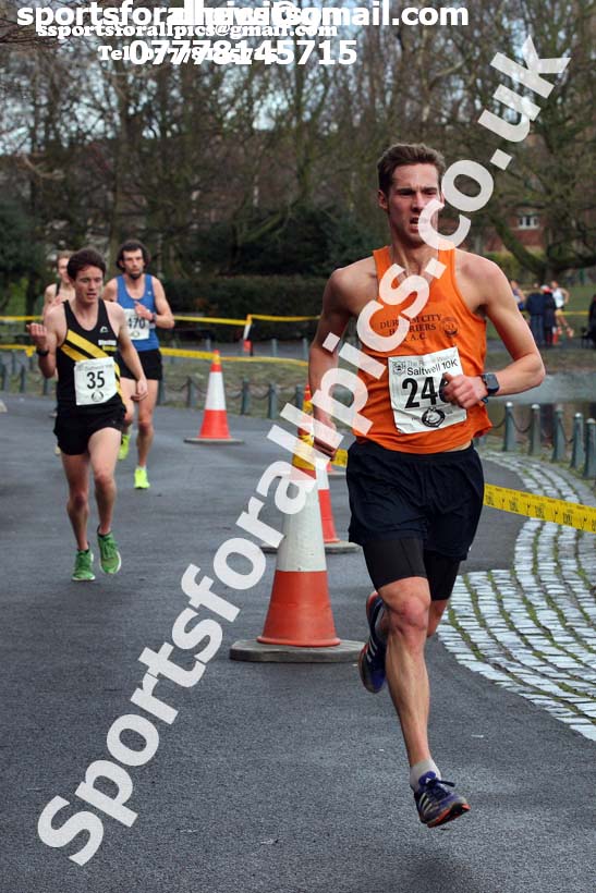 Ronnie Walker Saltwell 10k Road Race, Gateshead. Photo:  David T. Hewitson/Sports for All Pics